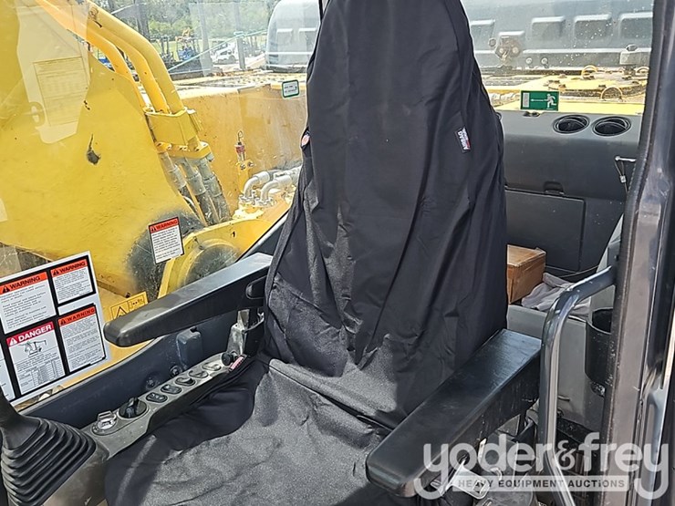 2016-komatsu-pc360-lc-11-image-38