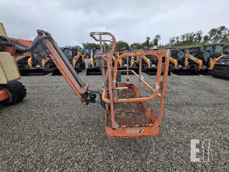 2015-jlg-450aj-image-8