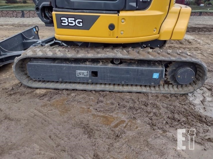 2023-deere-35g-image-35