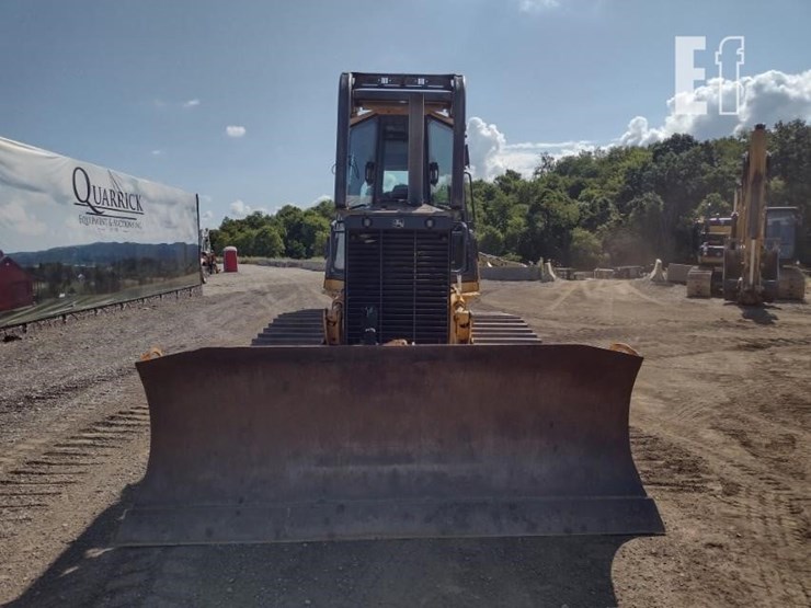 2012-deere-700j-lt-image-2