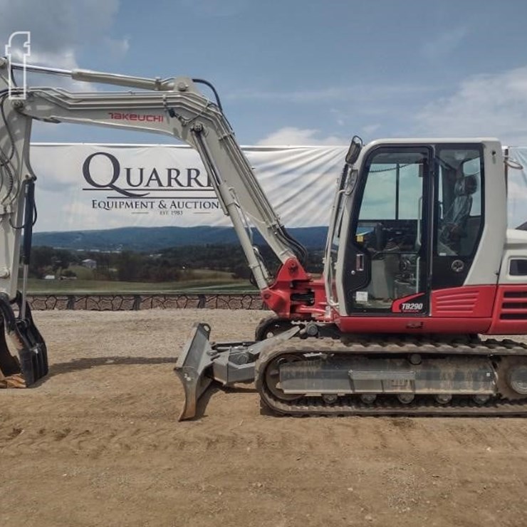 2022 TAKEUCHI TB290