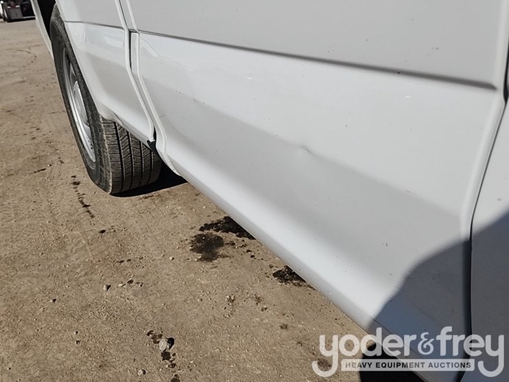 2017-ford-f150-image-10