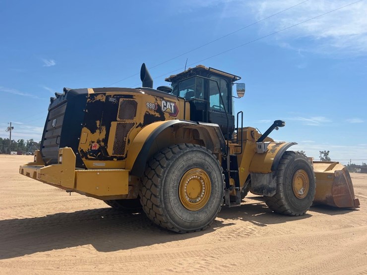 2022-caterpillar-980-image-4