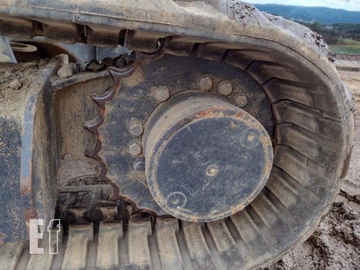 2019-deere-35g-image-30