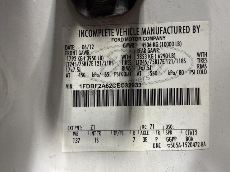 2012-ford-f250-image-16