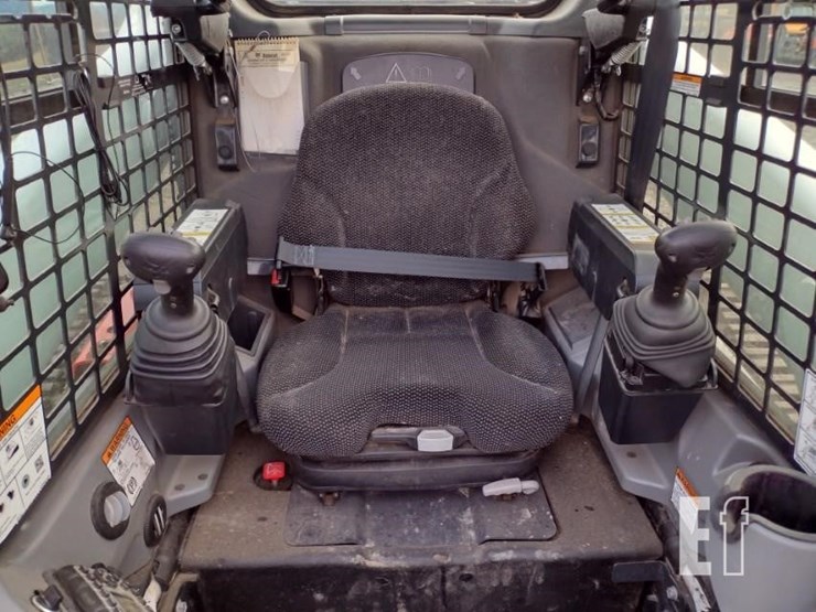 2021-bobcat-t870-image-12