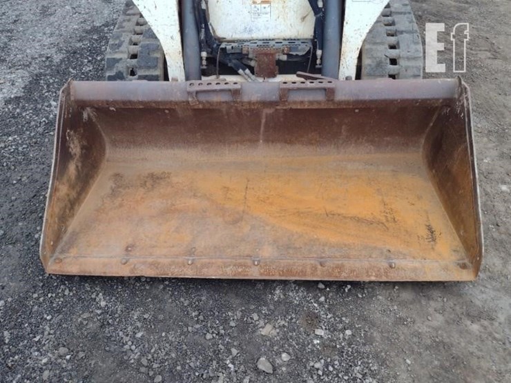 2020-bobcat-t595-image-17
