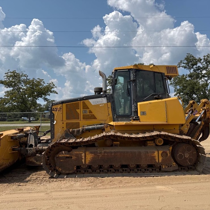 DEERE 850K WLT