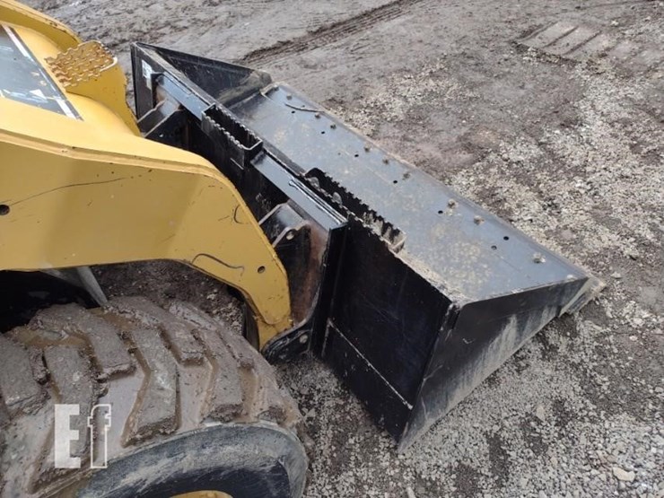 2005-caterpillar-262b-image-18