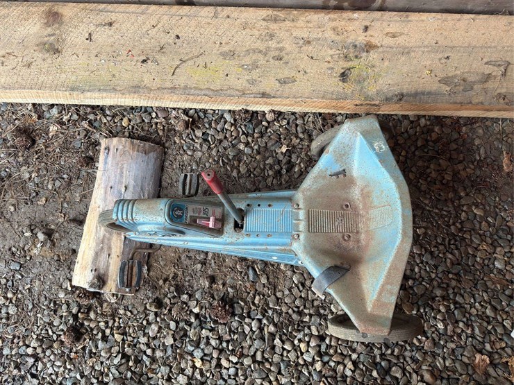 mattell-pedal-car-image-2
