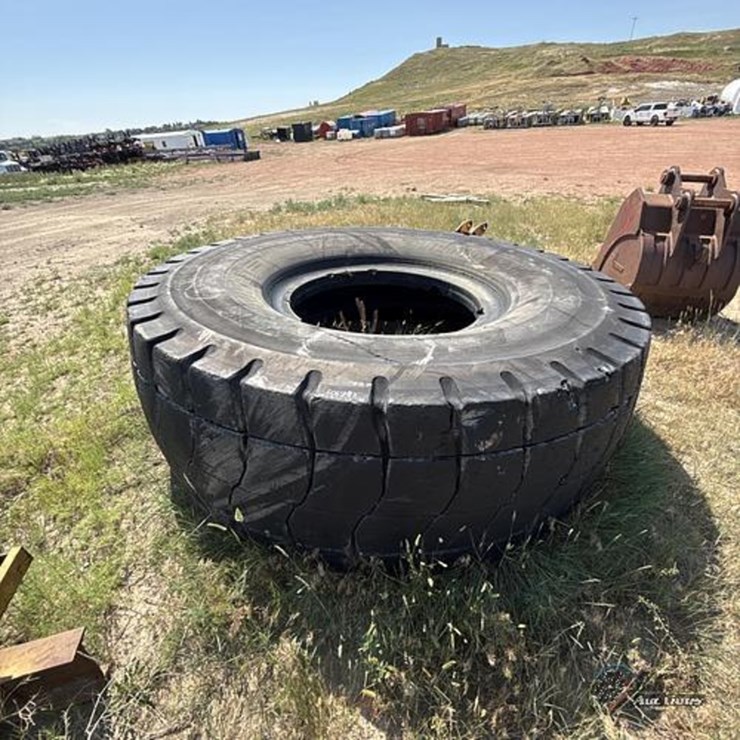 Bridgestone Haul Truck Tire 46/90R57
