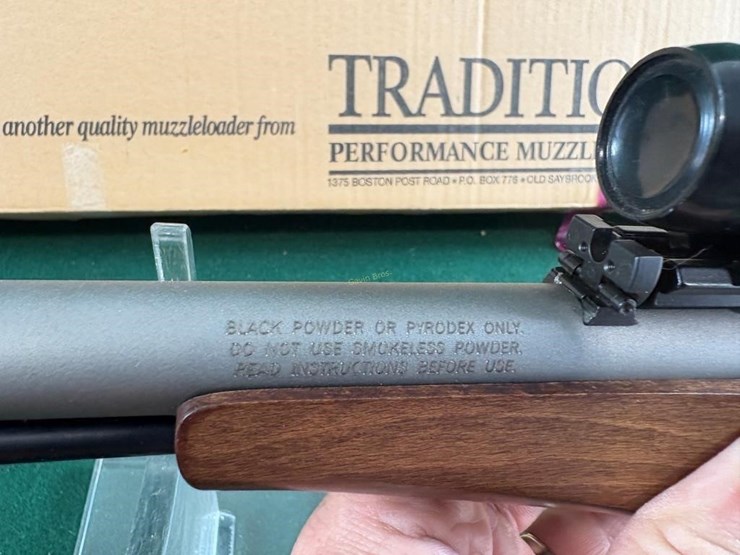 traditions-vortec-50cal-black-powder-pistol-image-5