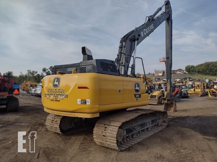 john-deere-210-image-55