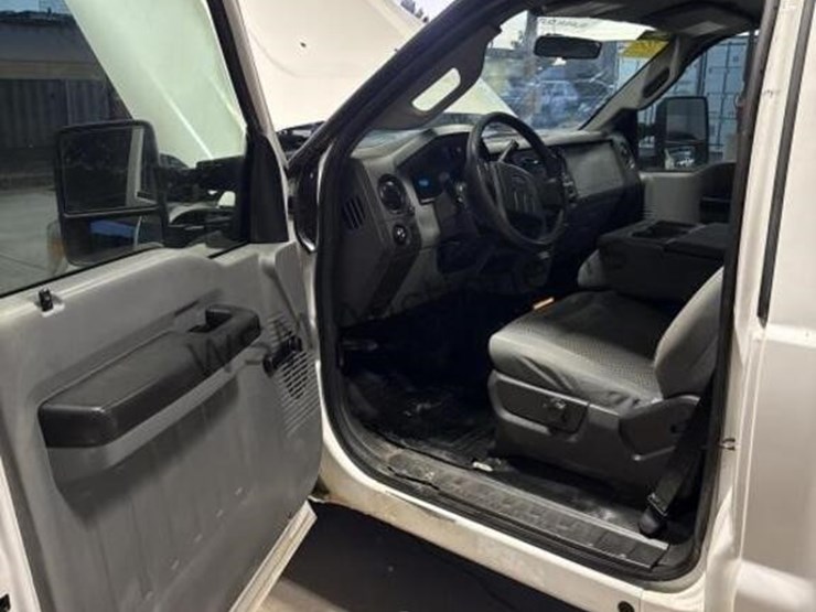 2012-ford-f250-image-23
