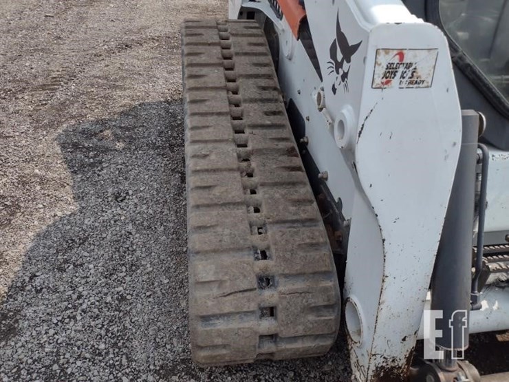 2012-bobcat-t750-image-35