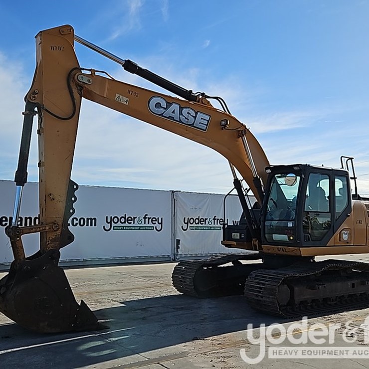 2016 CASE CX210D