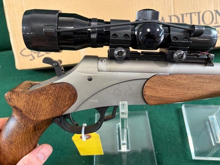 traditions-vortec-50cal-black-powder-pistol-image-7