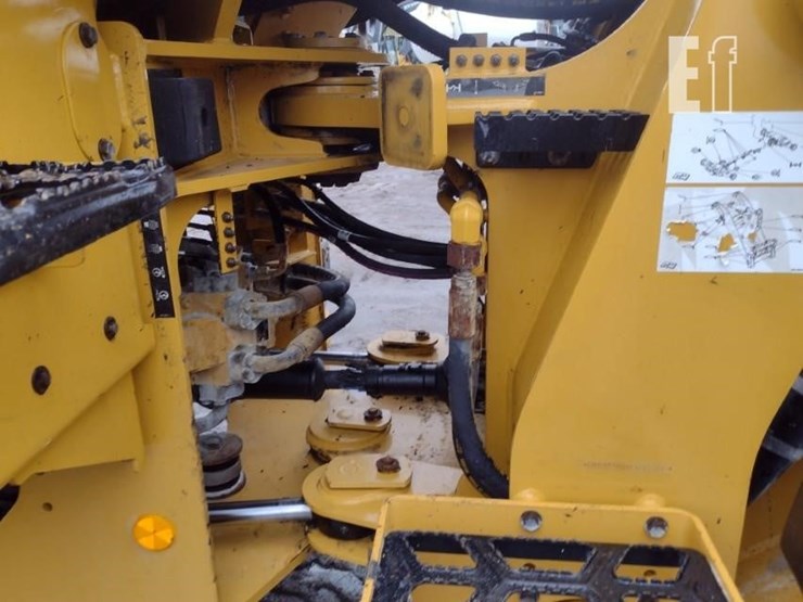 caterpillar-926m-image-27