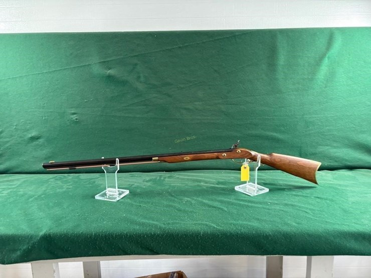 traditions-crocket-32cal-black-powder-rifle-image-6
