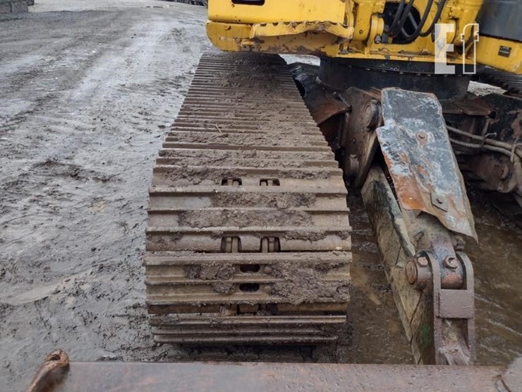 2006-deere-120c-image-44