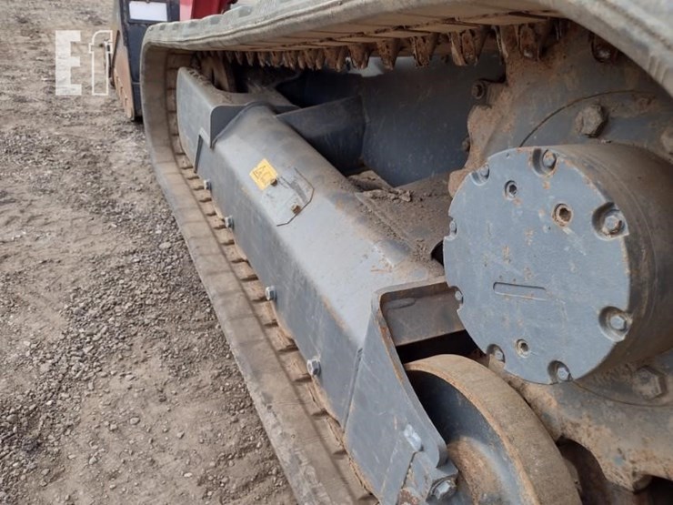 2019-takeuchi-tl8-image-29