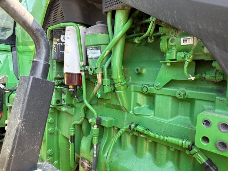 john-deere-8r-310-image-19