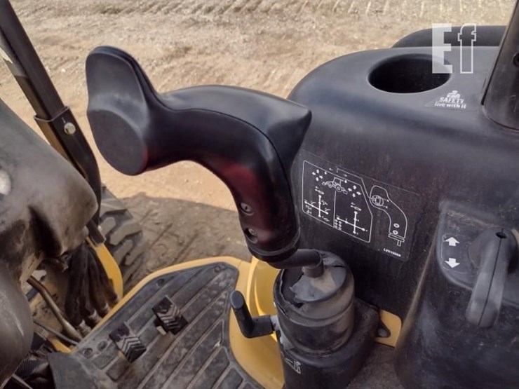 2005-deere-110-image-8