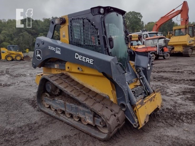 2022-deere-333g-image-34