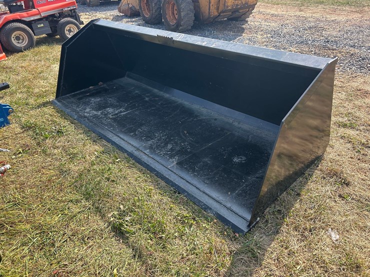 unused-96"-snow-material-bucket-attachment-image-1