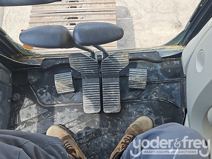 2018-kobelco-sk260-lc-10-image-42