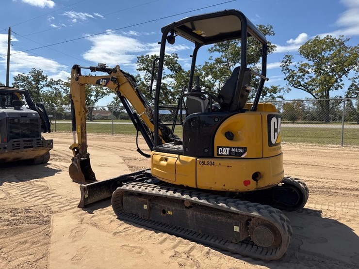 2020-caterpillar-303.5e2-cr-image-8