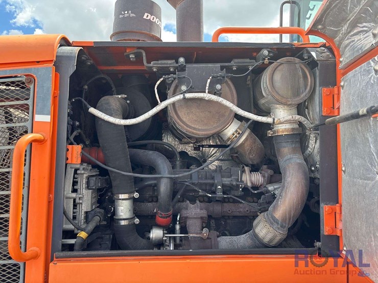 2018-doosan-dl220-5-image-7