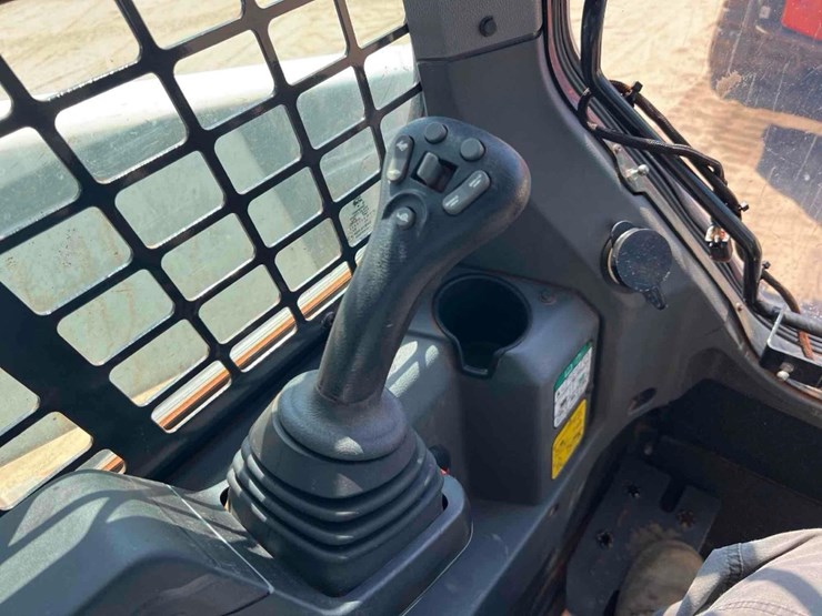 2023-bobcat-t66-image-29