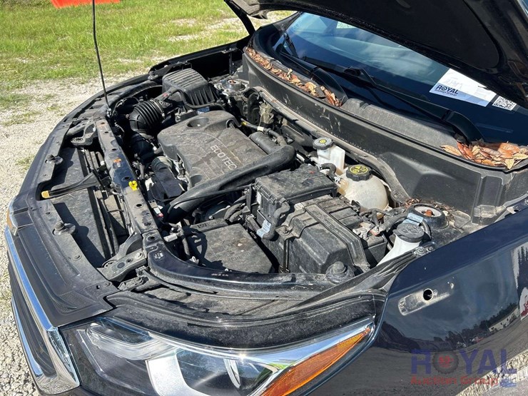 2021-chevrolet-equinox-ls-image-7