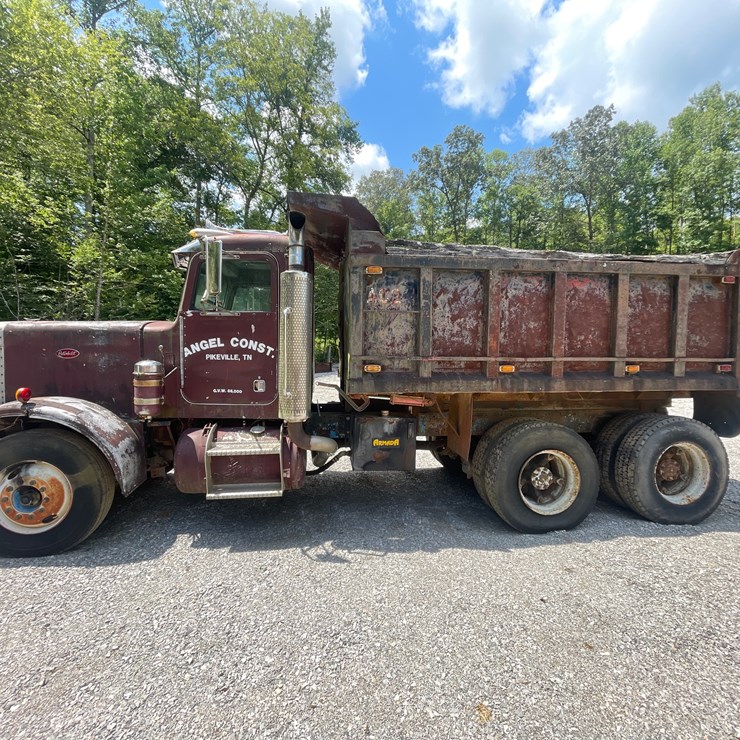 #146 • Inoperable 1974 3509 Peterbilt Dump Truck