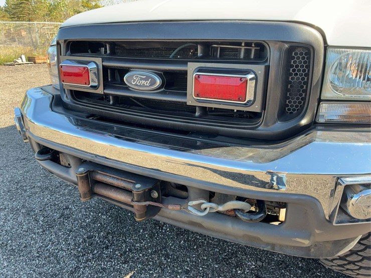 2002-ford-f550-image-2