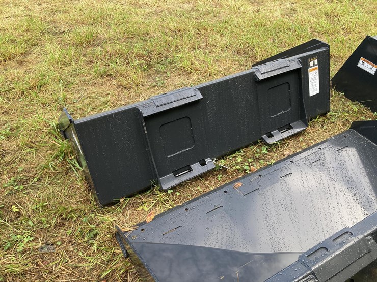 wolverine-tdb-11-72w-74"-skid-steer-bucket-image-2