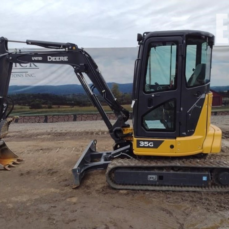 2023 DEERE 35G