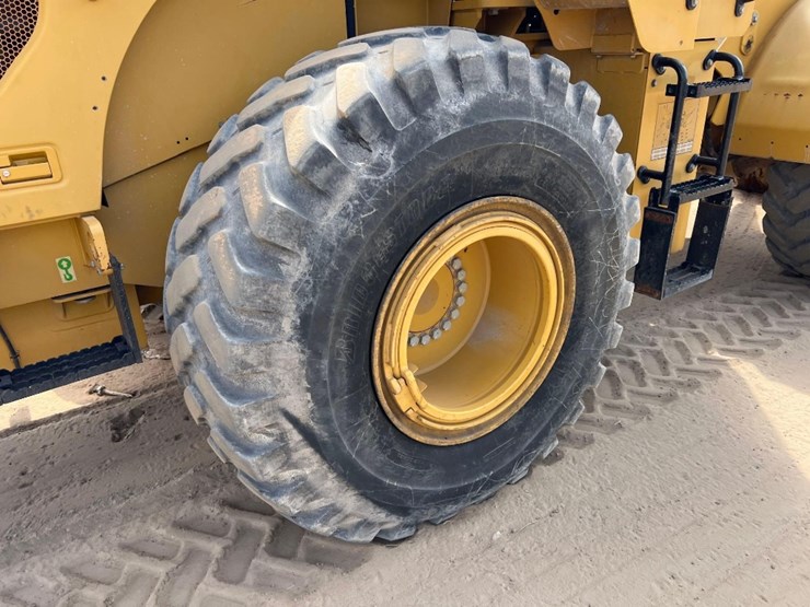 2018-caterpillar-950gc-image-11