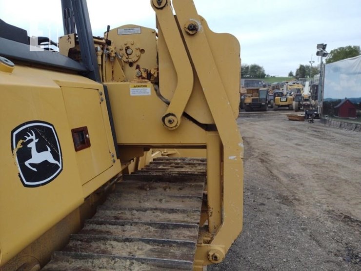 2007-deere-700j-lgp-image-42