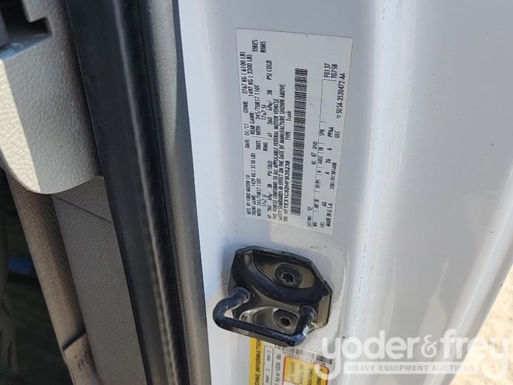 2017-ford-f150-image-34