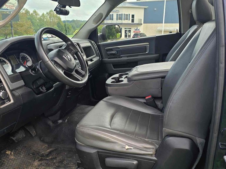 2015-dodge-ram-5500-image-14