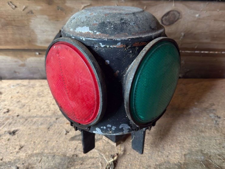 dressel-lighting-lantern-image-1