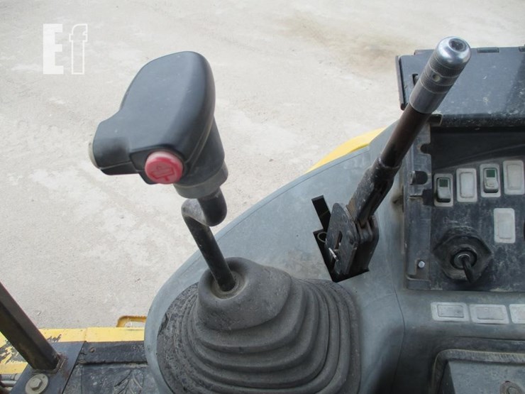 2004-new-holland-lv80-image-10