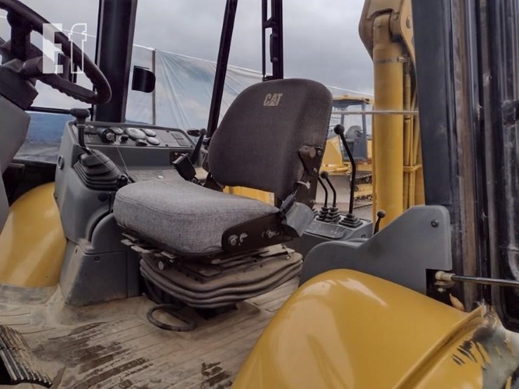 2000-caterpillar-416c-image-13