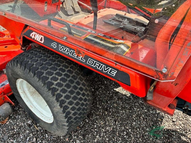 2002-kubota-f2000-image-14