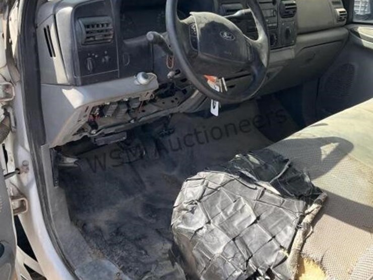 2007-ford-f450-image-23