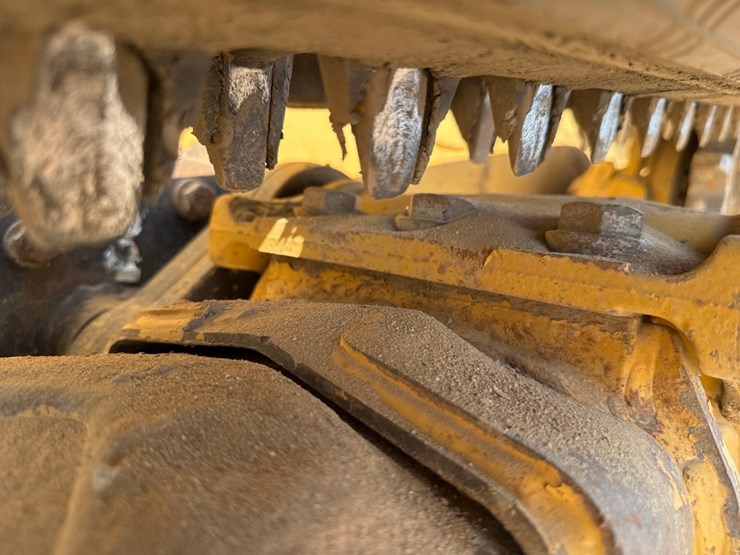 2020-caterpillar-259d3-image-12