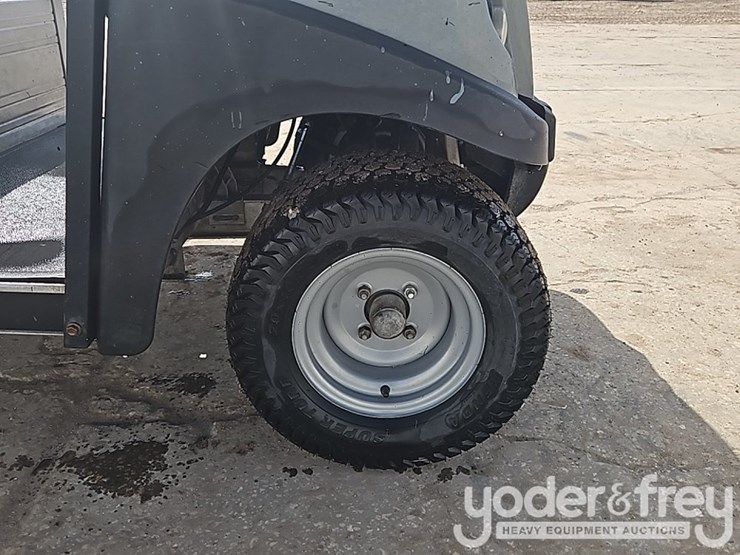 2017-club-car-transporter-4-image-12