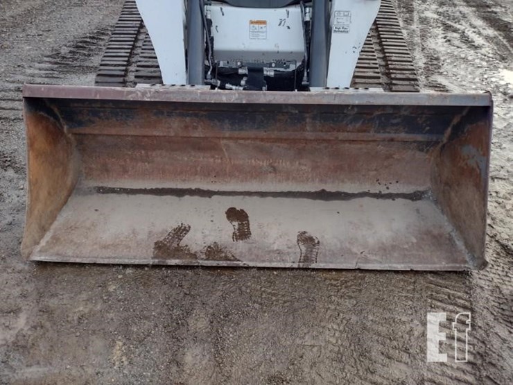 2021-bobcat-t870-image-17